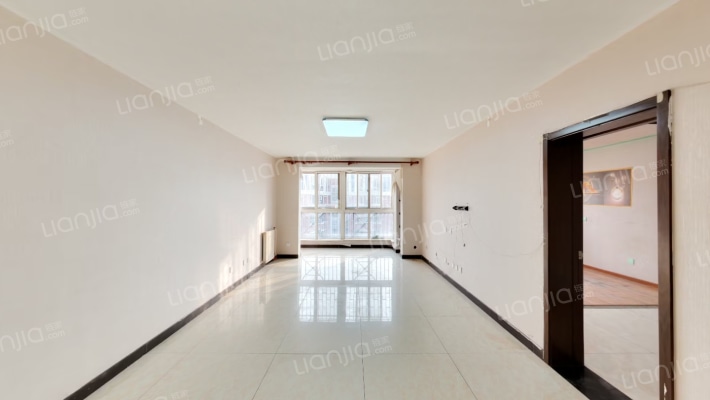 朝阳新城三区二手房实景图