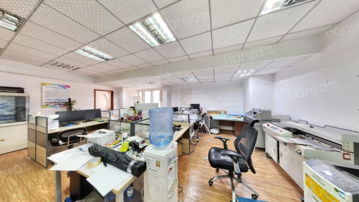 世界贸易中心二手房实景图