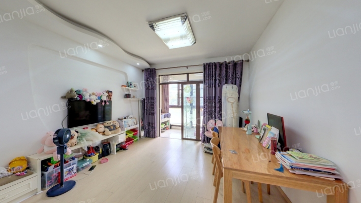 滨江国际二手房实景图