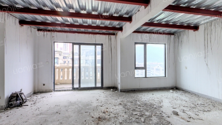 中梁国宾天下二手房实景图