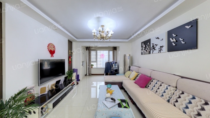 鲁能领秀城东一区二手房实景图