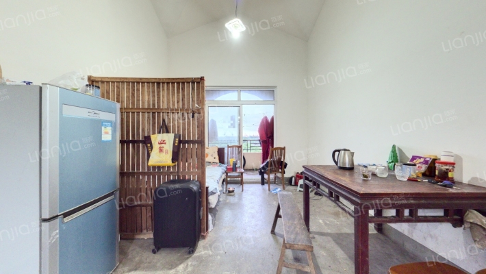 绿地长兴新苑南苑二手房实景图