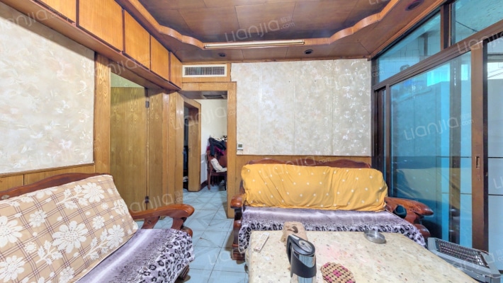 贵州日报社宿舍楼二手房实景图