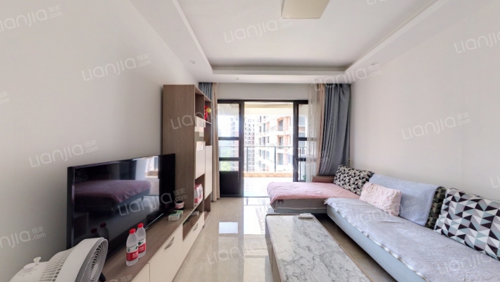 人文水岸二期南岸·156行馆二手房实景图