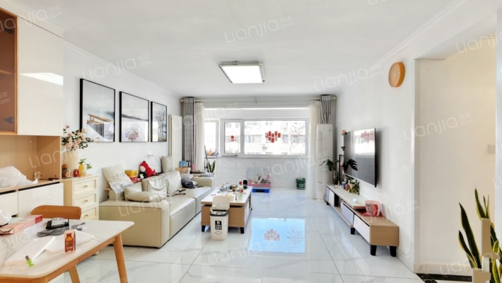 银鹰小区二手房实景图