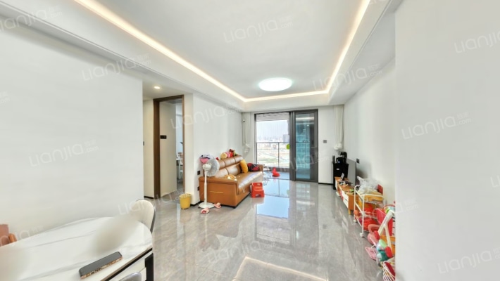 会展湾雍境花园二手房实景图