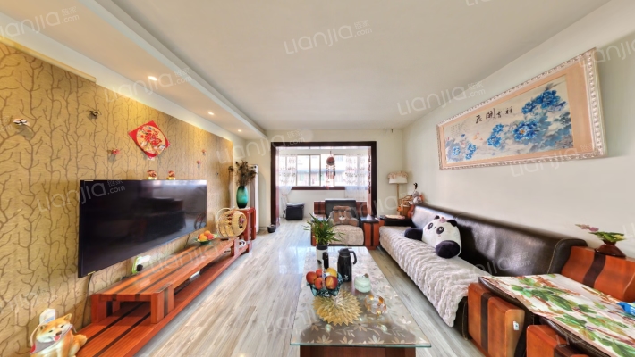 圣地名居二手房实景图