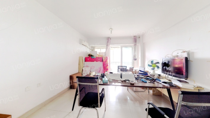 青年城1号二手房实景图