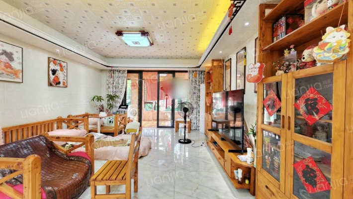 国贸天琴湾二手房实景图