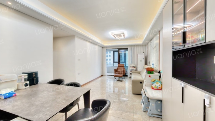 新城璞樾门第二手房实景图