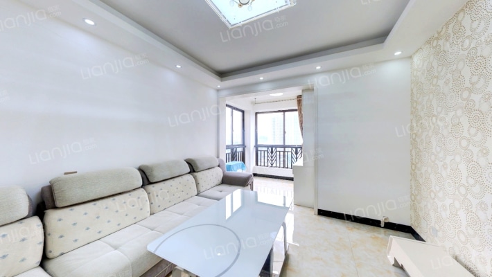 欧莱雅郡二手房实景图