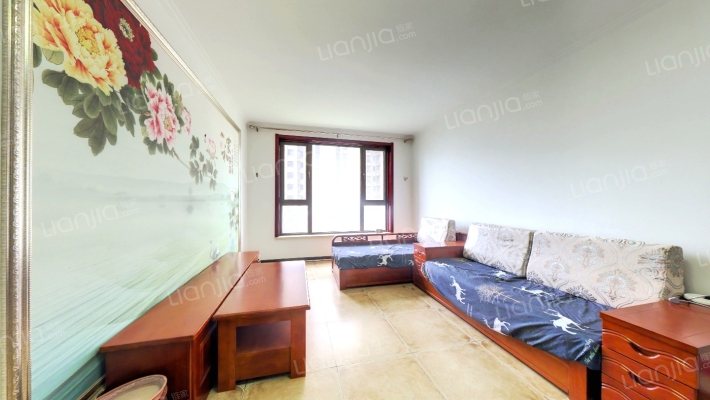 涿州东站 鸿坤理想湾，距离高铁站800米，简单装修-客厅