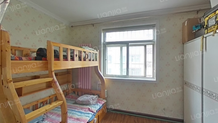 六二社区联纺西路142号院二手房实景图