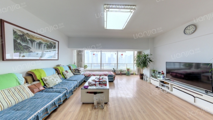 世纪飞马二手房实景图