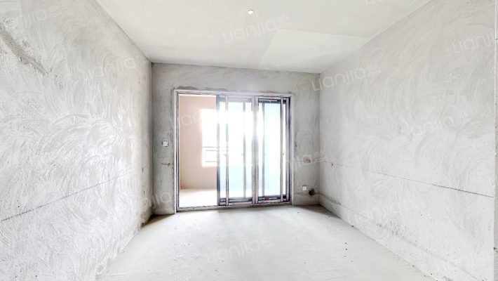 渝开发·格莱美一组团二手房实景图