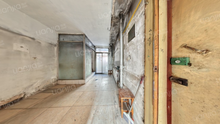 建大五小区二手房实景图