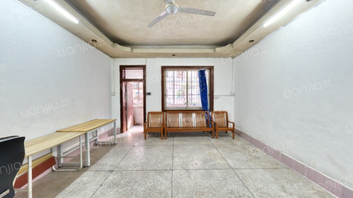 东莞市第一教师村二手房实景图