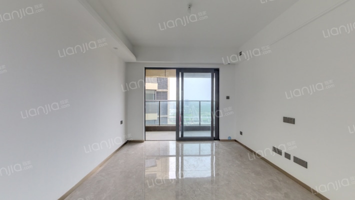 招商臻湾府二手房实景图