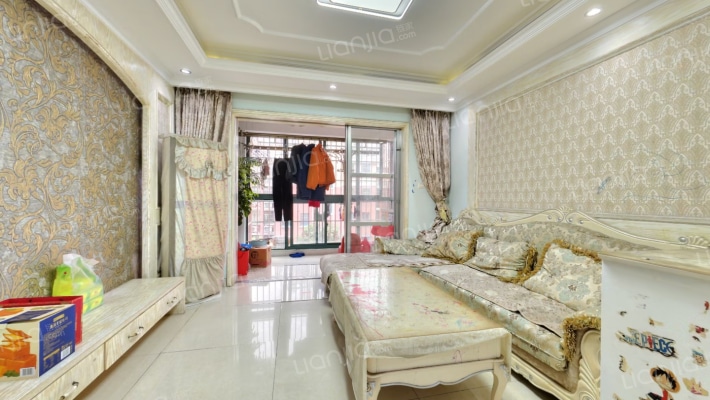 美陆佳园梅苑二手房实景图