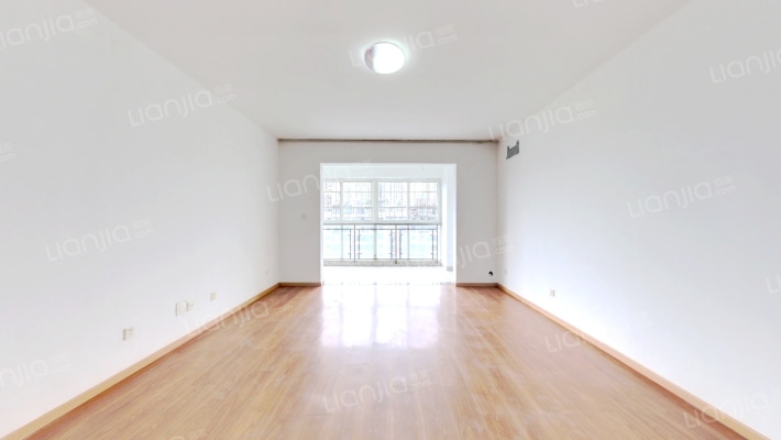 绿茵豪庭B区二手房实景图