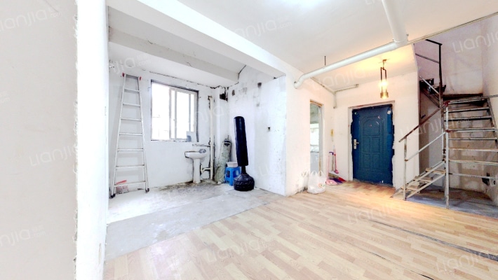 吴逸花园二手房实景图