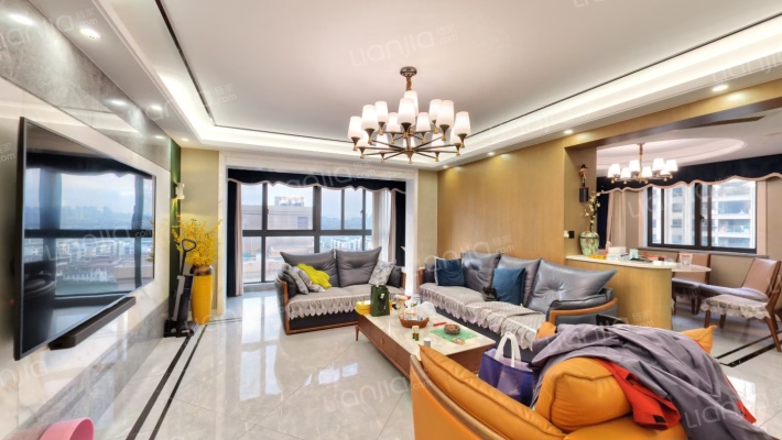 罗西住宅区五组团二手房实景图