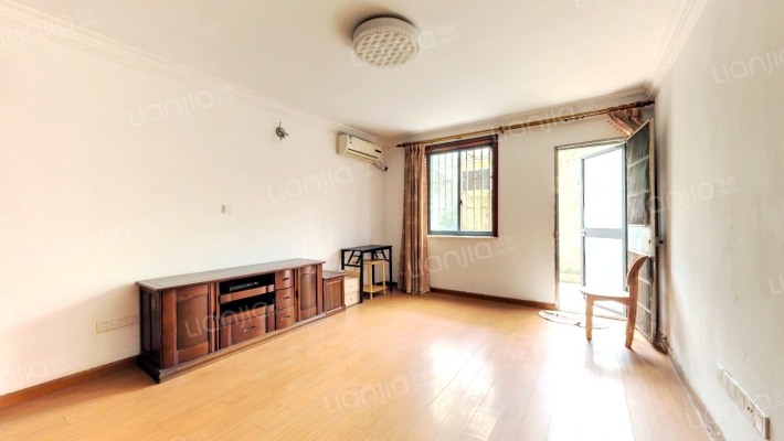 星云小区二手房实景图