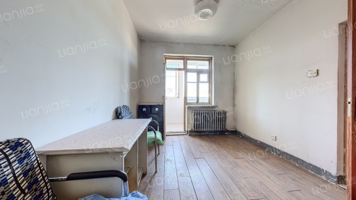 佳富公寓二手房实景图