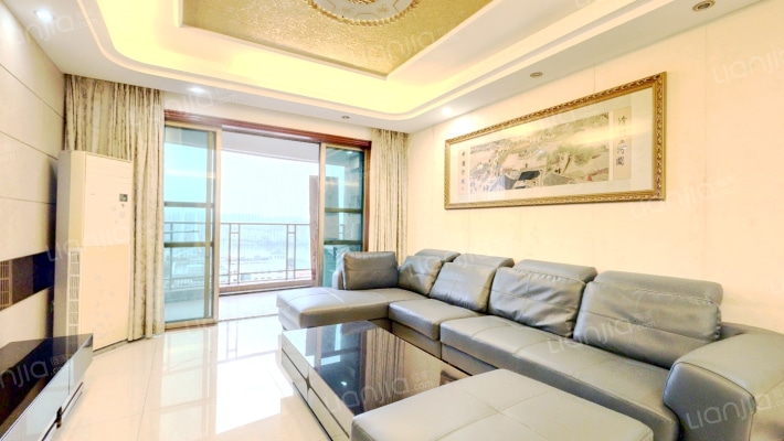 润宇豪庭二手房实景图