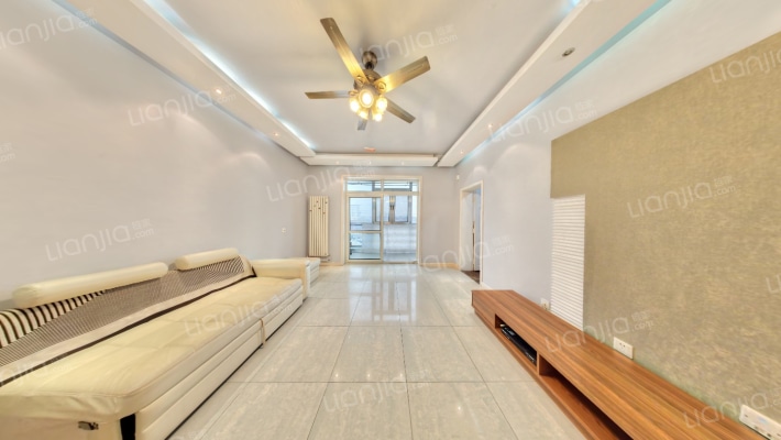 龙兴园中区二手房实景图