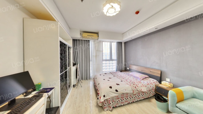 黄金海岸五期二手房实景图