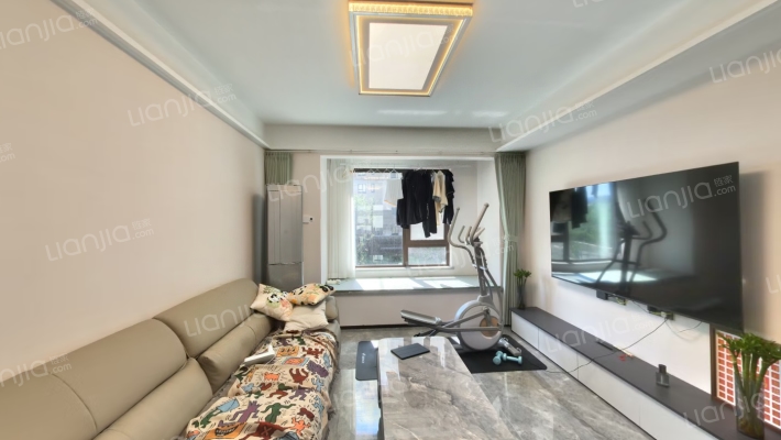 万科公园都会二手房实景图