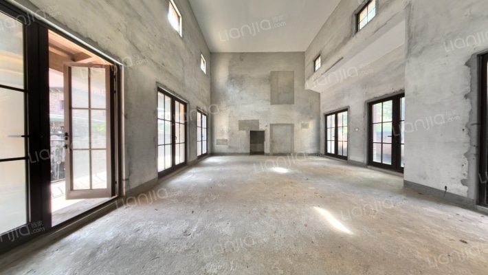 万科兰乔圣菲二手房实景图