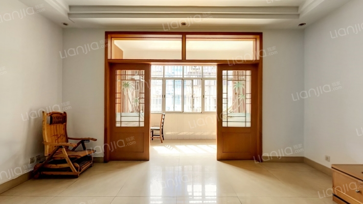 财政局生活区宿舍二手房实景图