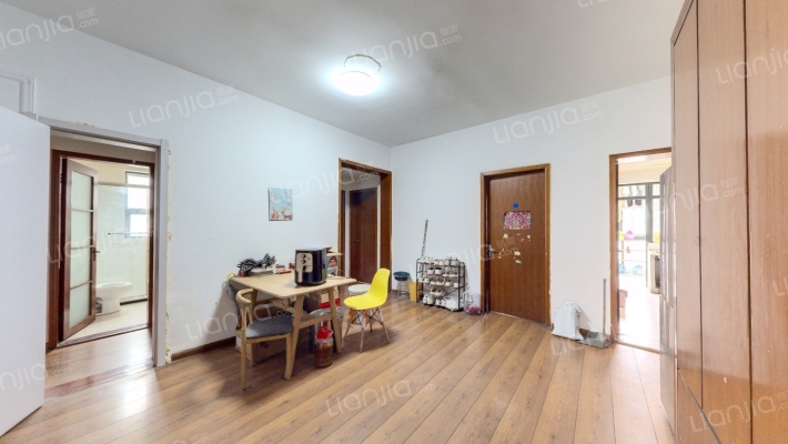 大地锦苑二手房实景图