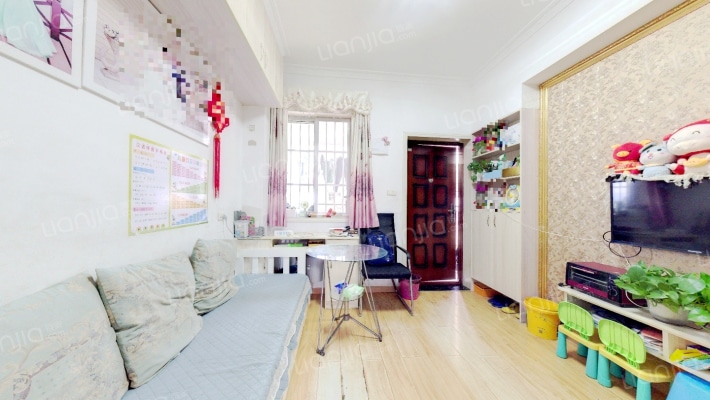 枫树庭院二手房实景图