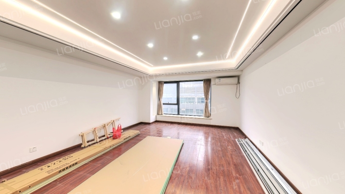 宋都奥体名座二手房实景图