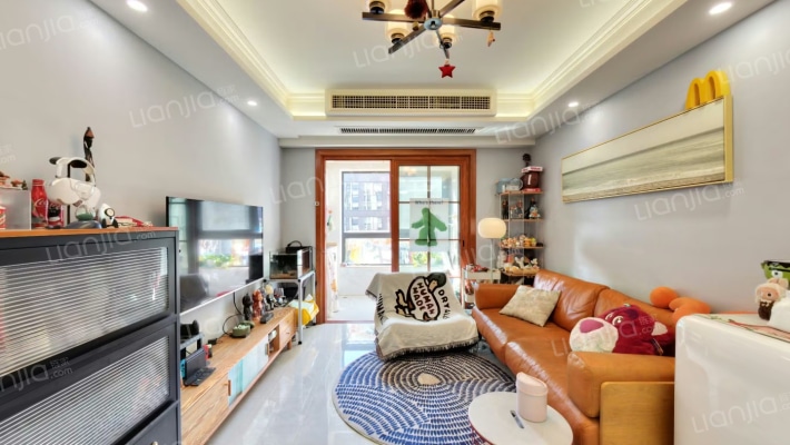 中哲时尚城二手房实景图