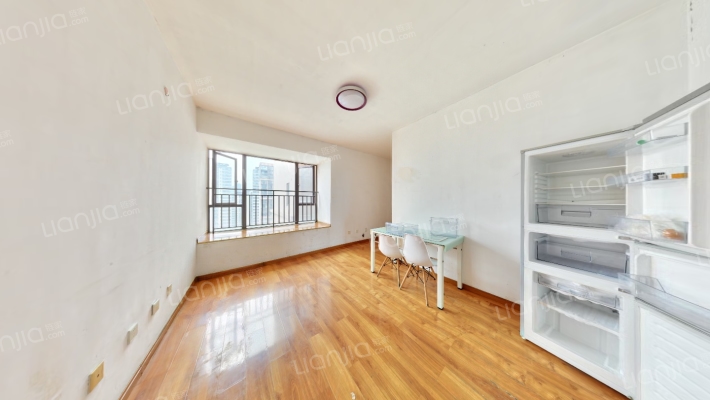 优品尚东三期二手房实景图