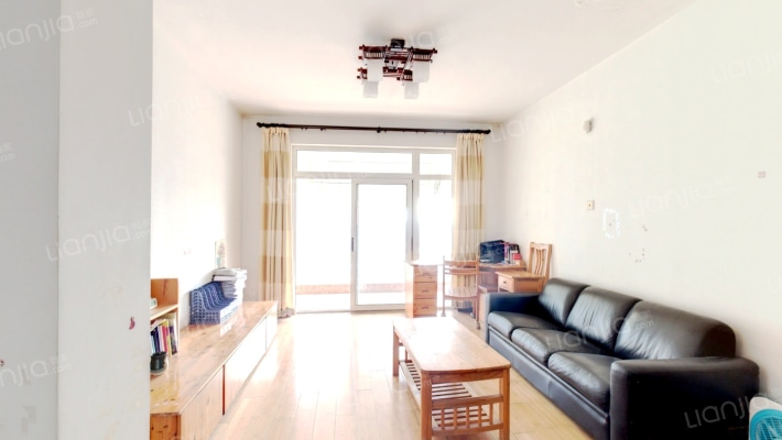 米兰世纪花园二手房实景图