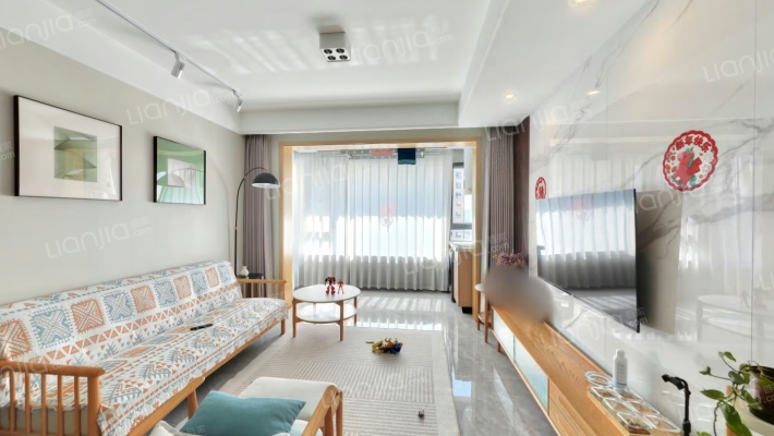 荣盛华府二手房实景图