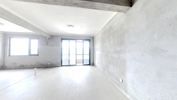 大地西城美院二手房实景图