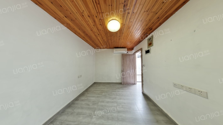 更楼弄社区二手房实景图