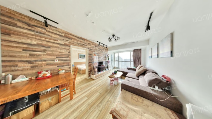 海逸二手房实景图