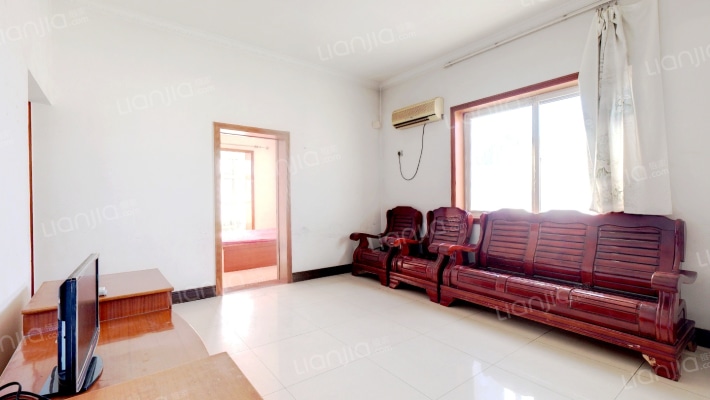 果园新里南区二手房实景图