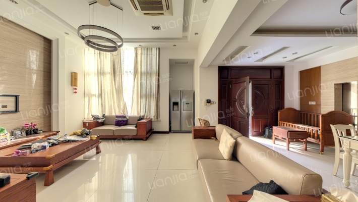 蓝波湾景苑二手房实景图