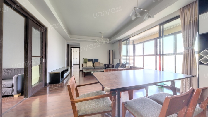 万科金域缇香一期二手房实景图