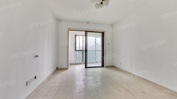 中城丽景香山二手房实景图