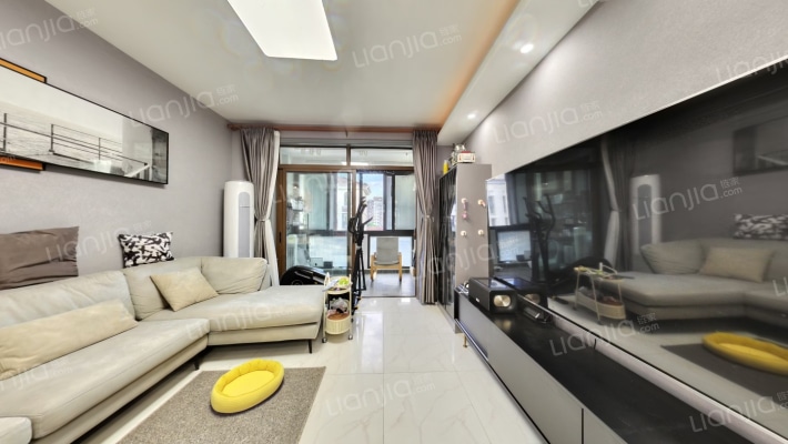 金丰蓝庭二手房实景图