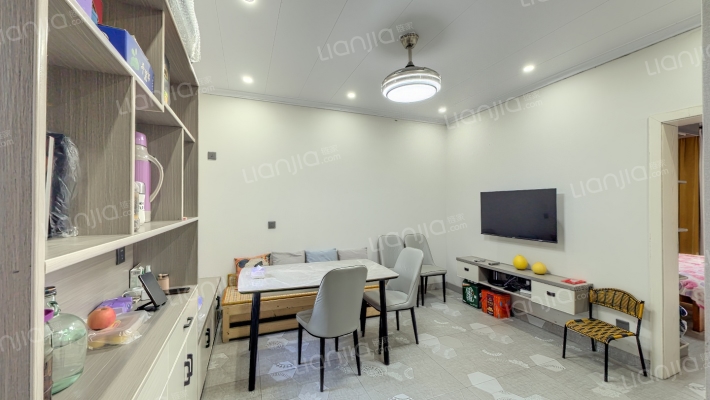 越都南苑二手房实景图